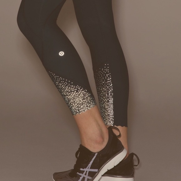 Lululemon Tight Stuff Tight II 25" Black Reflective Size 2 - Picture 1 of 8